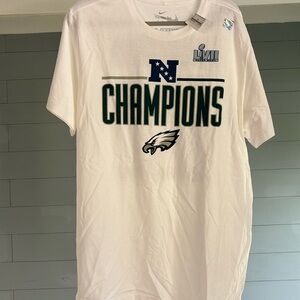 NWT- eagles, Super Bowl T-shirt